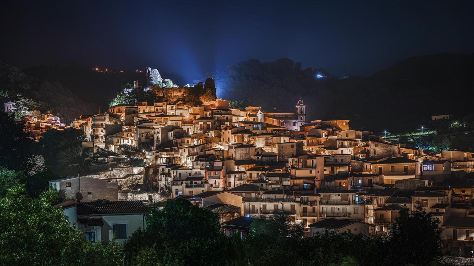 Modern Apt Reventino - Le Lincelle, Lamezia SantʼEufemia Lamezia Eksteriør bilde
